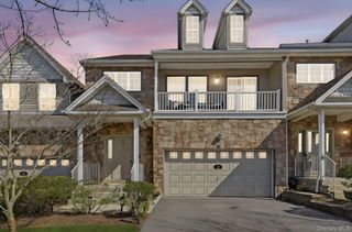 18 Clearwater Court, Beacon, NY 12508