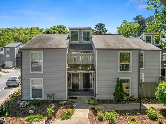 1009 Riverbend Club Drive SE, Atlanta, GA 30339