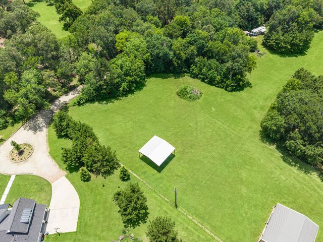 17320 Dutch Road, New Waverly, TX 77358