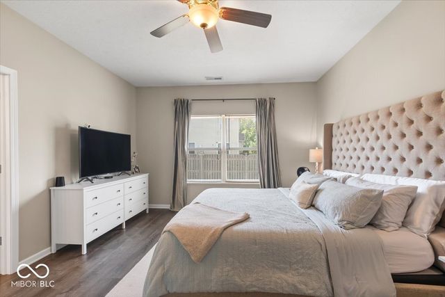 1066 W Limestone Way, Fortville, IN 46040