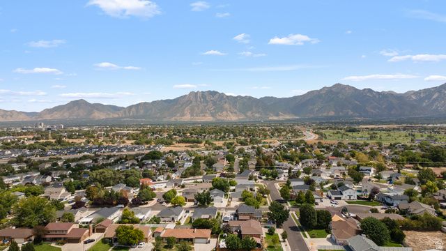 1474 W STERN DR, Salt Lake City, UT 84123