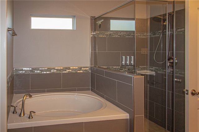 7613 Neches Dr, Corpus Christi, TX 78414