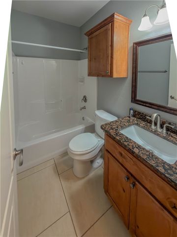 7613 Neches Dr, Corpus Christi, TX 78414