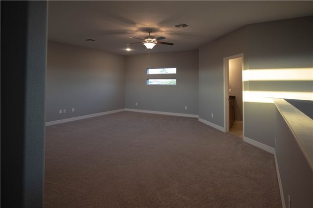 7613 Neches Dr, Corpus Christi, TX 78414