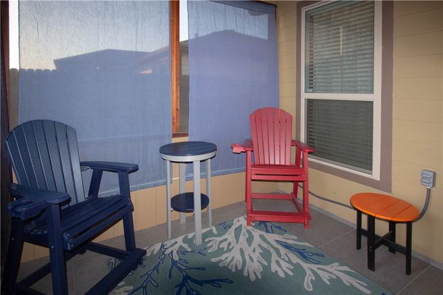 7613 Neches Dr, Corpus Christi, TX 78414