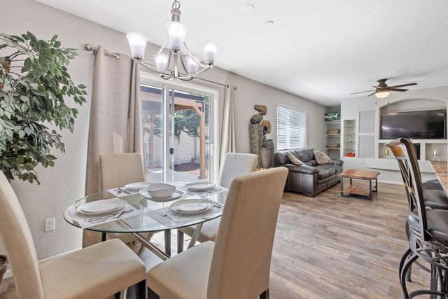 1853 Madalyn Avenue, Tulare, CA 93274