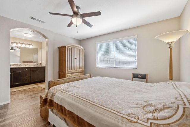 1853 Madalyn Avenue, Tulare, CA 93274