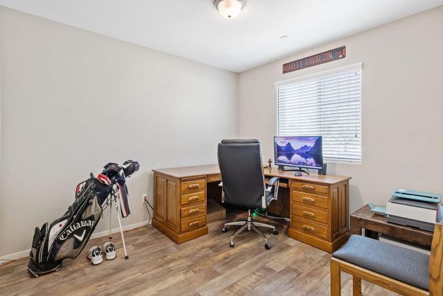 1853 Madalyn Avenue, Tulare, CA 93274