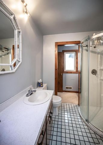 10512 Quebec Road, Bloomington, MN 55438