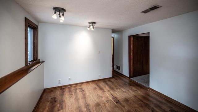 10512 Quebec Road, Bloomington, MN 55438