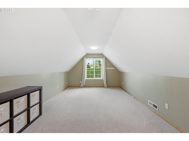 13330 SQUIRE Dr, Oregon City, OR 97045