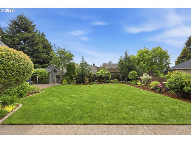 13330 SQUIRE Dr, Oregon City, OR 97045