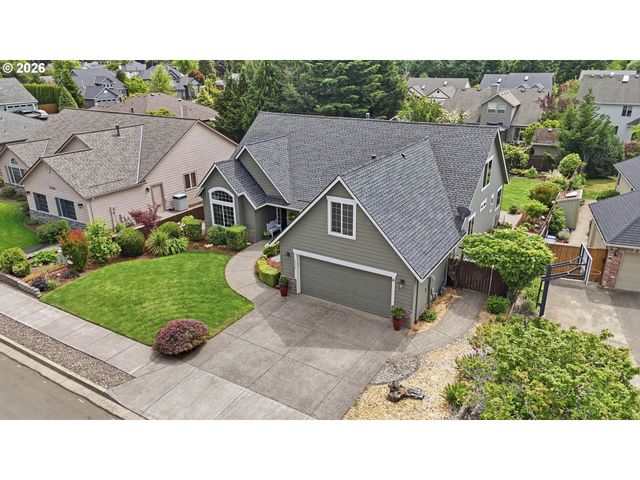 13330 SQUIRE Dr, Oregon City, OR 97045