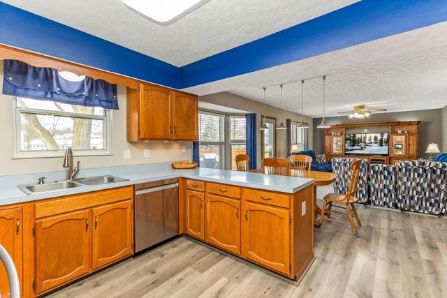 7921 Chetenham Drive, Westerville, OH 43081