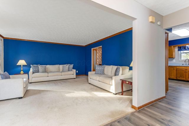 7921 Chetenham Drive, Westerville, OH 43081