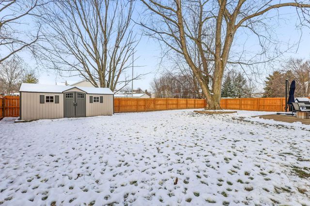 7921 Chetenham Drive, Westerville, OH 43081