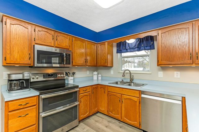 7921 Chetenham Drive, Westerville, OH 43081