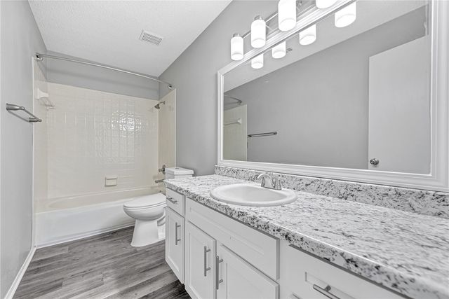 1384 N Boxley Avenue, Fayetteville, AR 72704