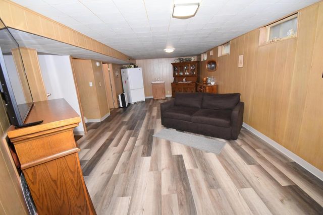 609 Blaine AVENUE, Racine, WI 53405