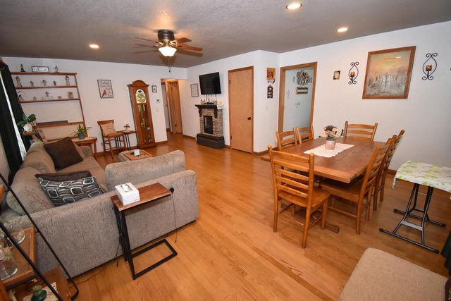 609 Blaine AVENUE, Racine, WI 53405