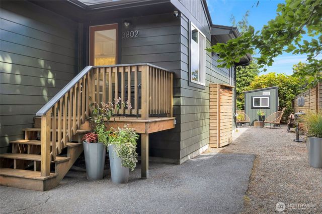 3802 NE 90th Street, Seattle, WA 98115