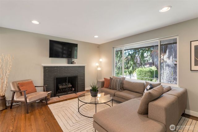 3802 NE 90th Street, Seattle, WA 98115