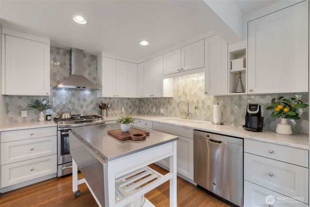 3802 NE 90th Street, Seattle, WA 98115