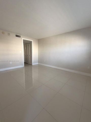4141 Nautilus Dr 4J, Miami Beach, FL 33140