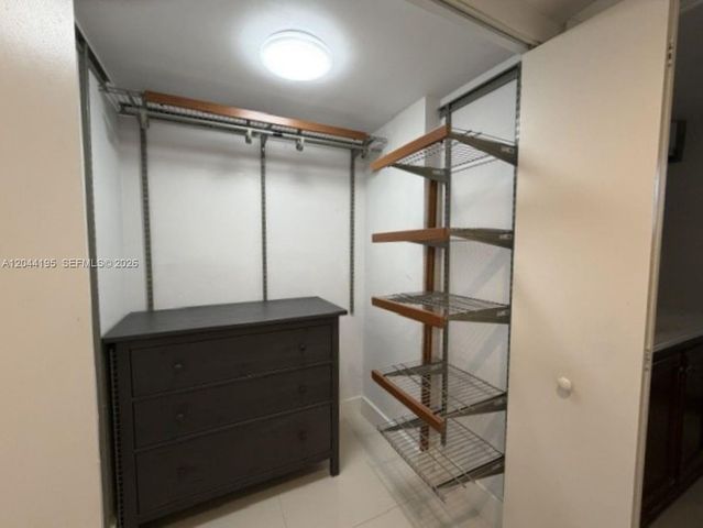 4141 Nautilus Dr 4J, Miami Beach, FL 33140
