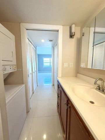 4141 Nautilus Dr 4J, Miami Beach, FL 33140