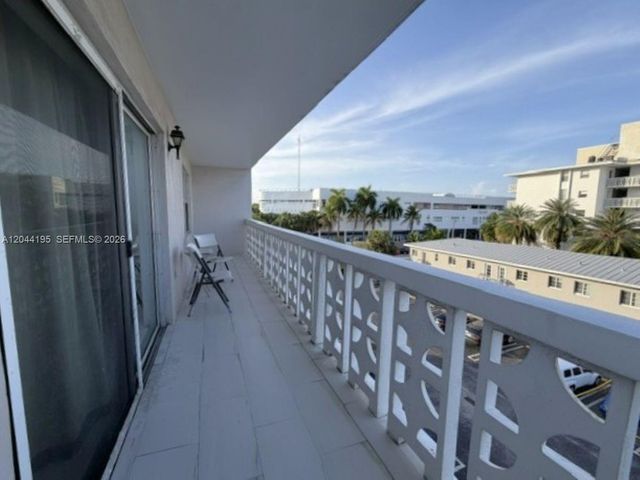 4141 Nautilus Dr 4J, Miami Beach, FL 33140