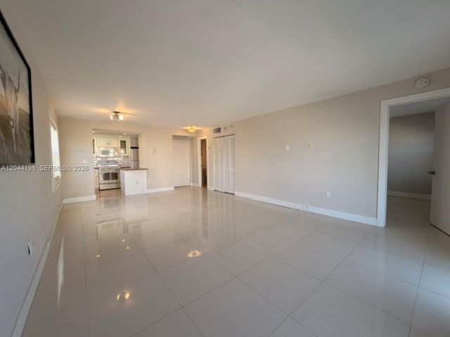 4141 Nautilus Dr 4J, Miami Beach, FL 33140