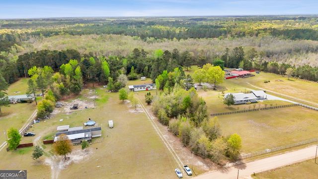 1298 Lee Road, Pembroke, GA 31321