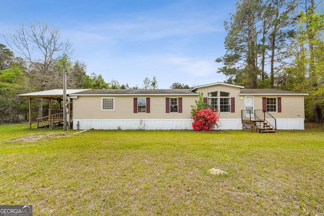 1298 Lee Road, Pembroke, GA 31321