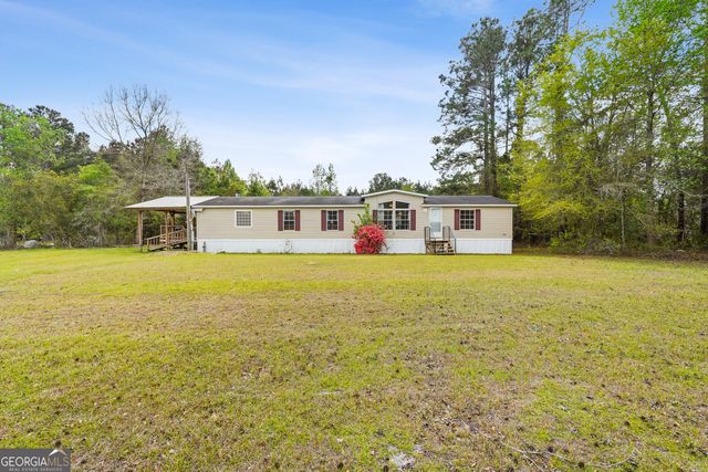 1298 Lee Road, Pembroke, GA 31321