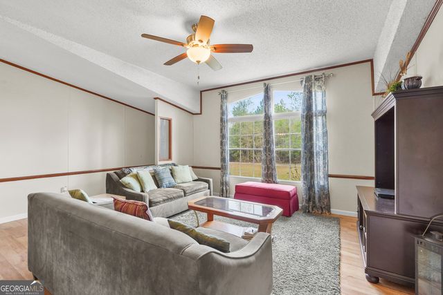 1298 Lee Road, Pembroke, GA 31321