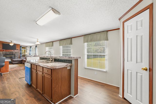 1298 Lee Road, Pembroke, GA 31321