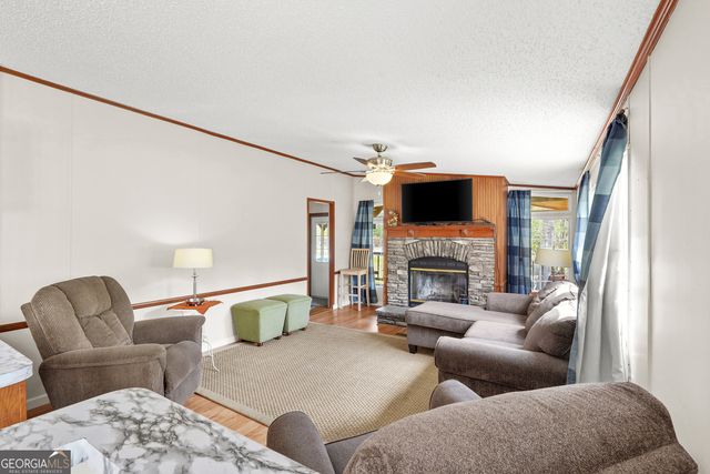 1298 Lee Road, Pembroke, GA 31321