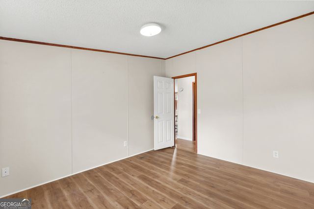 1298 Lee Road, Pembroke, GA 31321