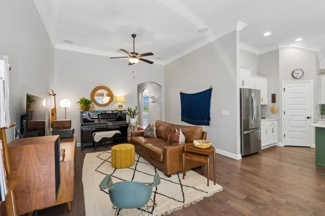 2720 Nottingham Dr, Columbia, TN 38401