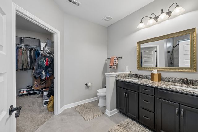 2720 Nottingham Dr, Columbia, TN 38401