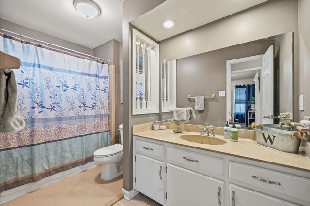 3255 OAK CV, Bartlett, TN 38135