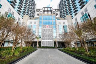 5925 Almeda Road 10704, Houston, TX 77004