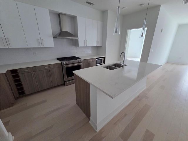 775 Juniper Street NE 304, Atlanta, GA 30308