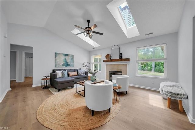 2644 Saint Regis LN, Virginia Beach, VA 23453