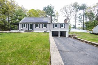40 Neal St, Walpole, MA 02081