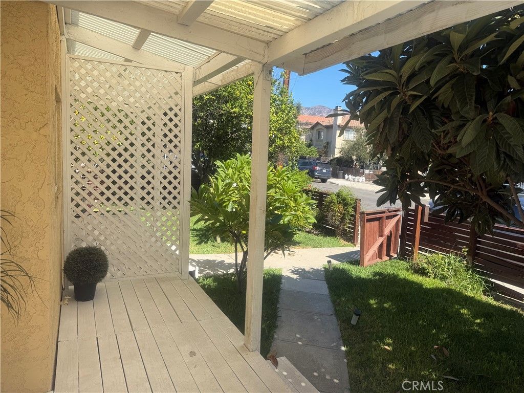101 S Lotus, Pasadena, CA 91107 — photo 4