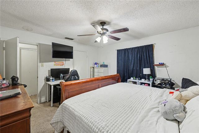 3317 Cresthill Dr, Corpus Christi, TX 78415