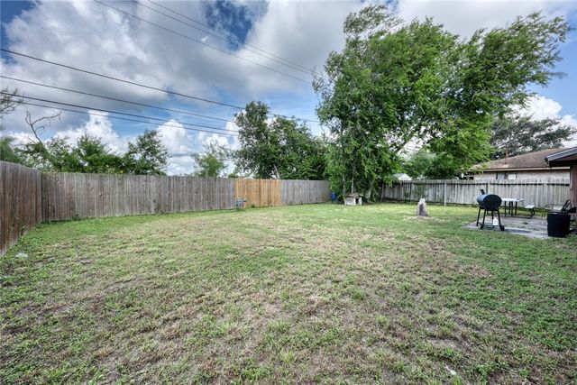 3317 Cresthill Dr, Corpus Christi, TX 78415