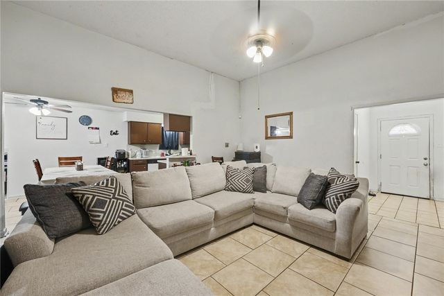 3317 Cresthill Dr, Corpus Christi, TX 78415
